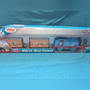 2015 Thomas & Friends Motorized Trackmaster- Red VS. Blue Thomas